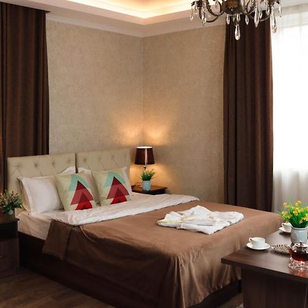 De'Mar Hotel Biskek Kültér fotó