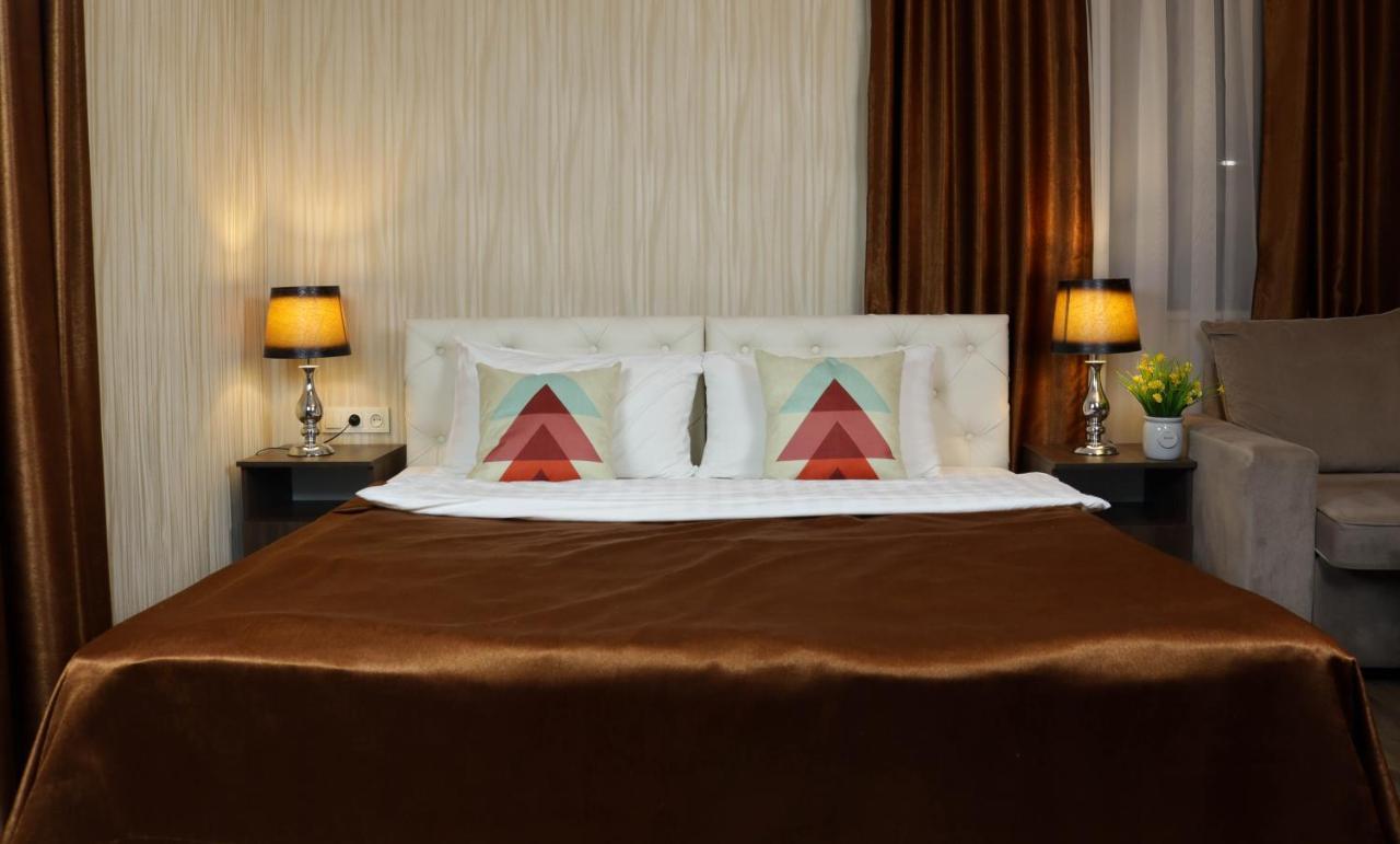 De'Mar Hotel Biskek Kültér fotó