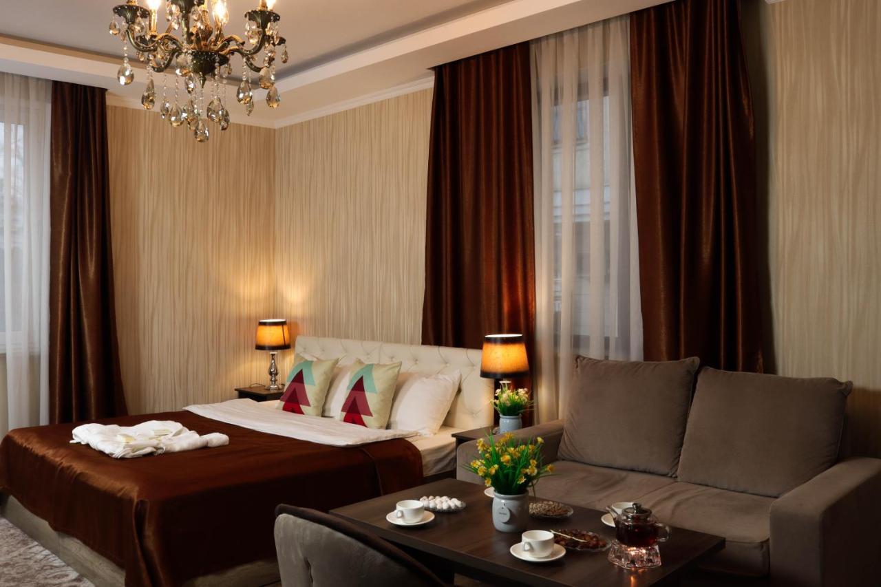 De'Mar Hotel Biskek Kültér fotó